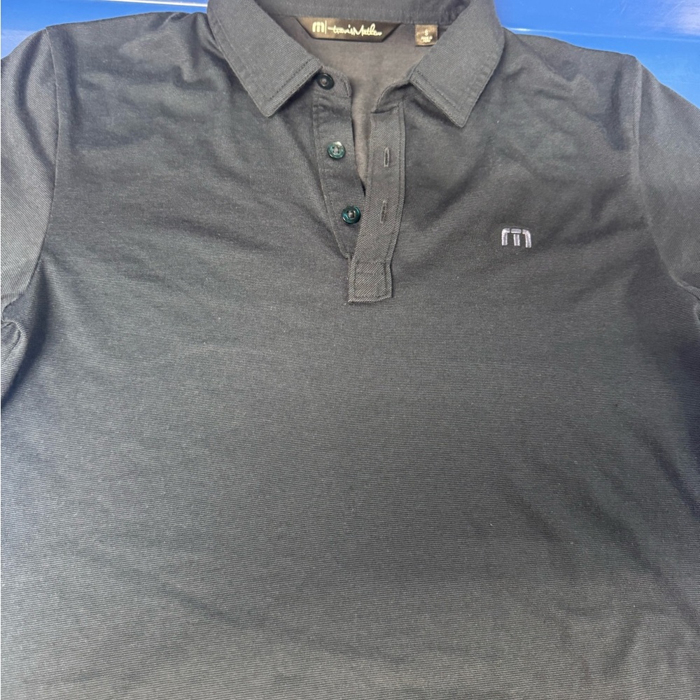 Travis Mathew Heater Polo Blue Sz Small perfect condition